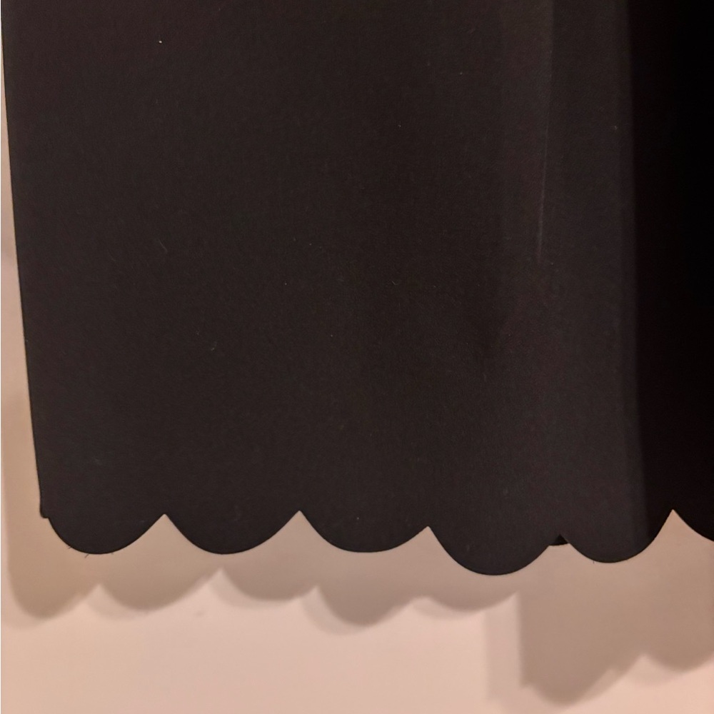 Banana Republic Black Dress Scalloped V Neck Hem - Picture 6 of 9